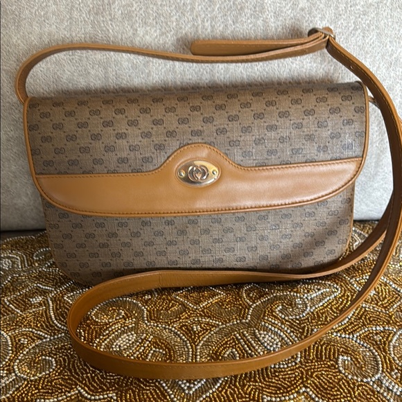 GUCCI Micro GG supreme Brown Camel Leather  Classic Tan and Brown Shoulder Bag - Picture 1 of 13